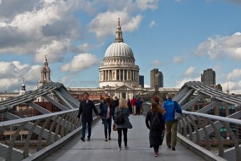 Crossing the Millenium Bridge