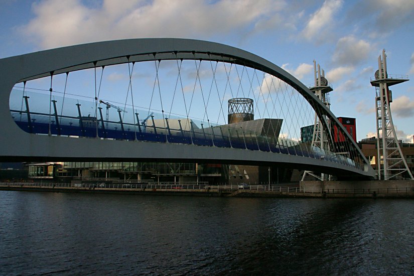 Urbis